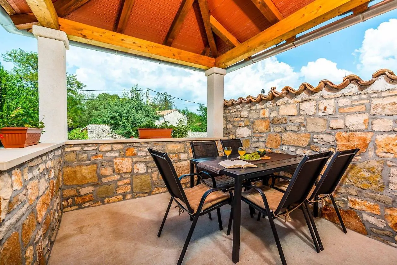 Villa Sweet Retreat Baderna Kroatien
